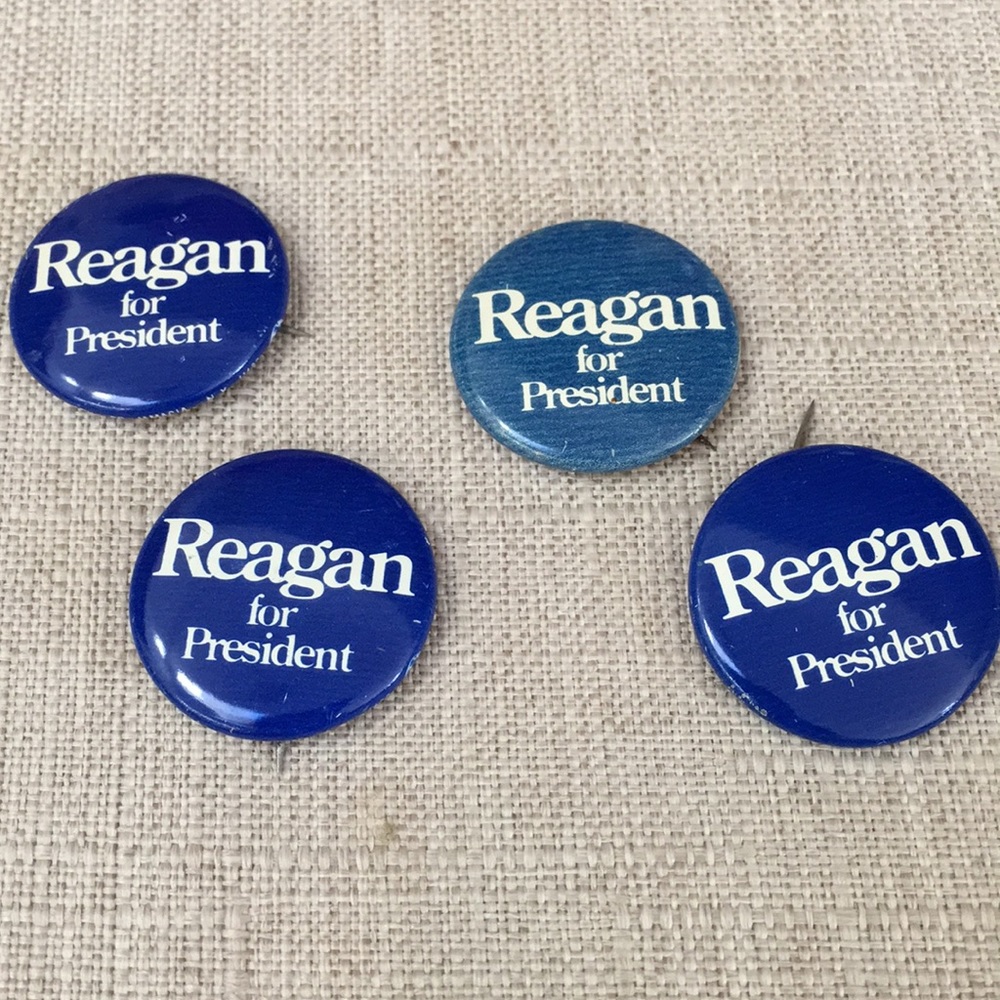 Set of 4 Reagan for president pins